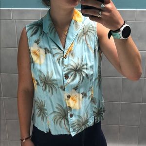 Hawiian print shirt